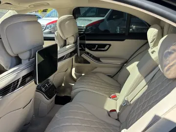 MERCEDES-BENZ S 400 d 4M AMG Chaffeur Pano Burmester