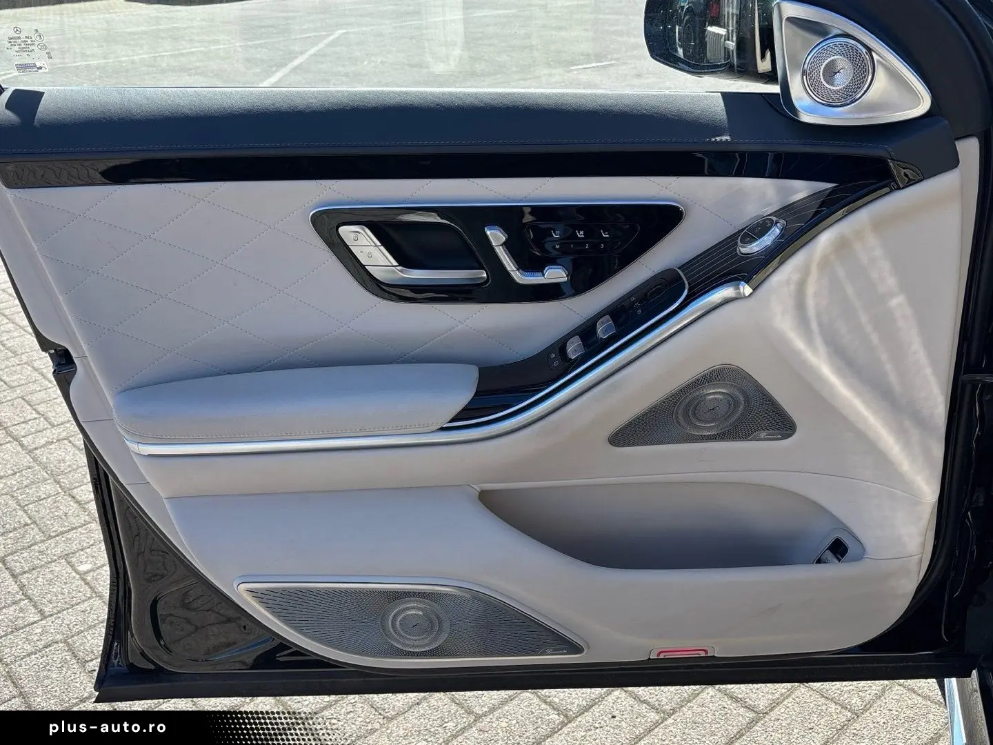 MERCEDES-BENZ S 400 d 4M AMG Chaffeur Pano Burmester