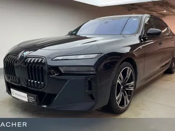 BMW i7 A xDr.60 M-Sport PRO Sbelü Fo-Entert NP 207T