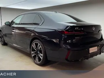 BMW i7 A xDr.60 M-Sport PRO Sbelü Fo-Entert NP 207T