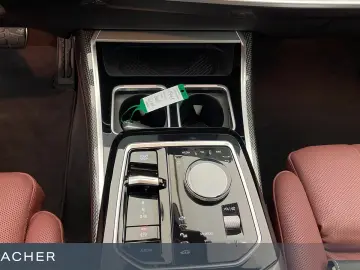 BMW i7 A xDr.60 M-Sport PRO Sbelü Fo-Entert NP 207T