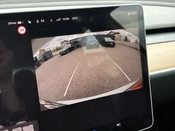 Tesla Model 3 Dual Motor Long Range