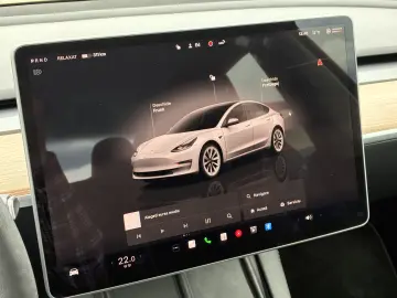 Tesla Model 3 Dual Motor Long Range