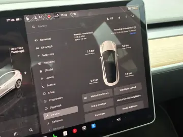 Tesla Model 3 Dual Motor Long Range