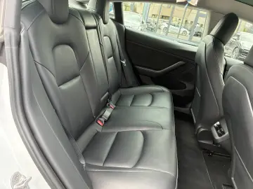 Tesla Model 3 Dual Motor Long Range