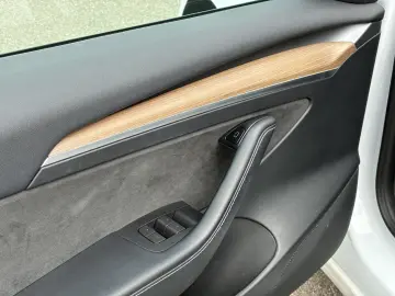 Tesla Model 3 Dual Motor Long Range