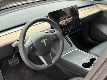 Tesla Model 3 Dual Motor Long Range
