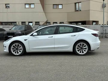 Tesla Model 3 Dual Motor Long Range