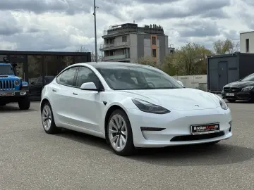 Tesla Model 3 Dual Motor Long Range
