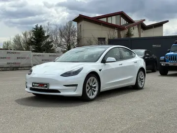 Tesla Model 3 Dual Motor Long Range