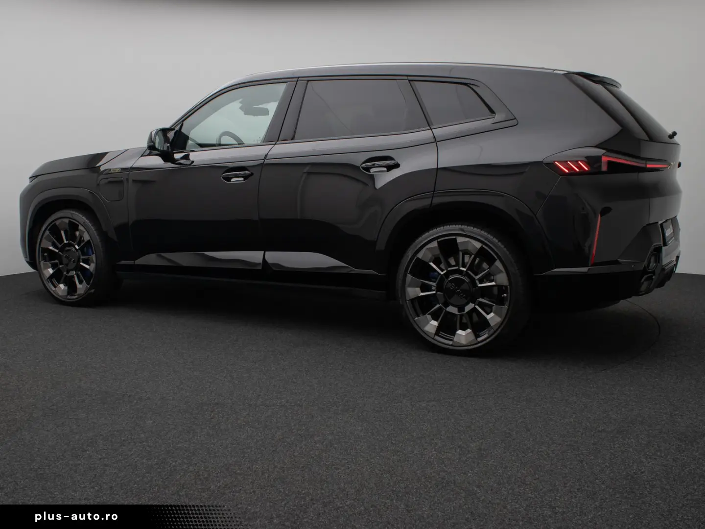 BMW XM 360  HUD DAB B&W Massage SoftCl AHK 23Zoll