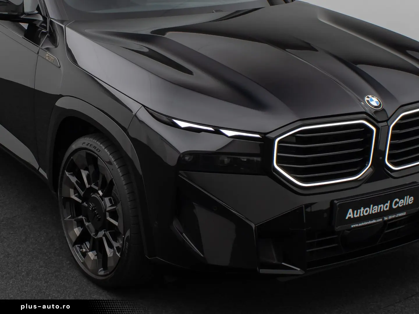 BMW XM 360  HUD DAB B&W Massage SoftCl AHK 23Zoll