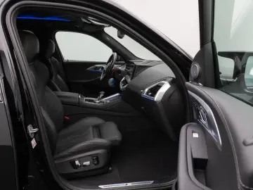 BMW XM 360  HUD DAB B&W Massage SoftCl AHK 23Zoll