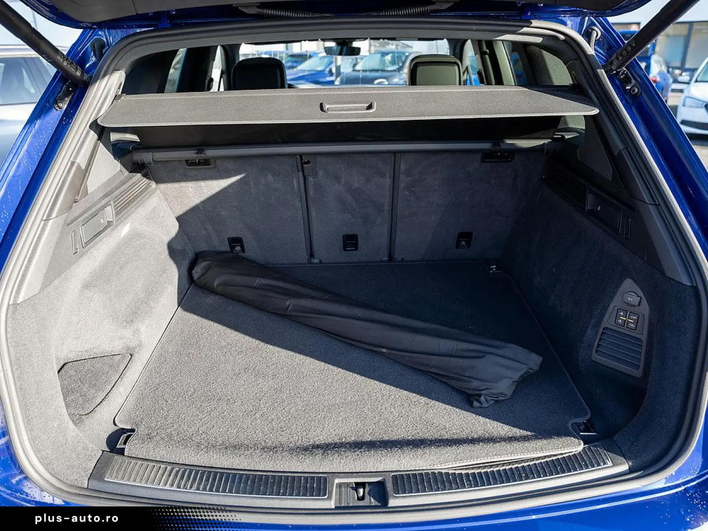 VW Touareg 3.0 V6 TDI R-Line 4M AHK HUD LUFT PANO