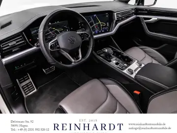 VW TOUAREG 3.0TDi BLACK 22Z. ACC StHz NIGHT AHK HuD