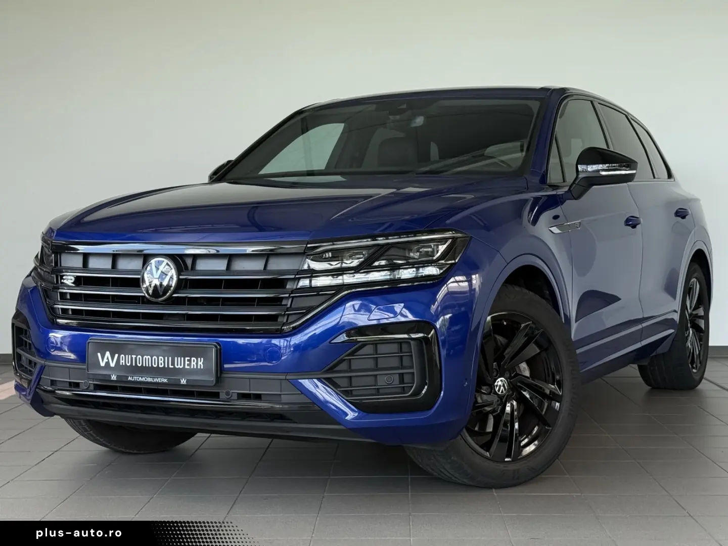 VW Touareg R-Line 4M  AIR  MATRIX  BLACK  DYN  STHZ