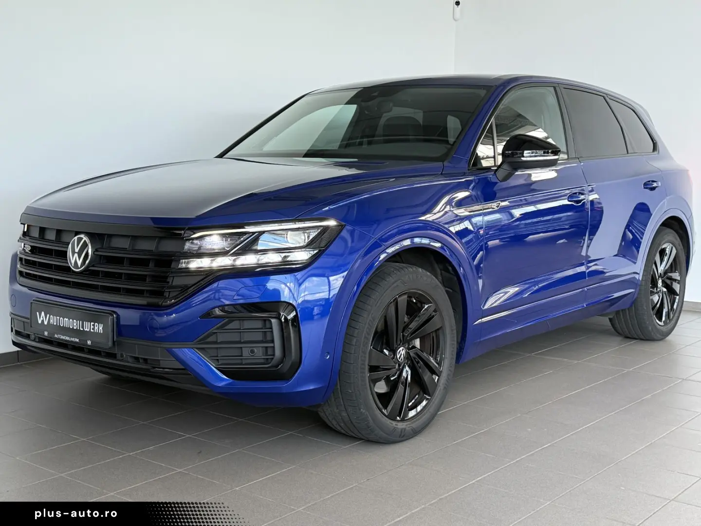 VW Touareg R-Line 4M  AIR  MATRIX  BLACK  DYN  STHZ