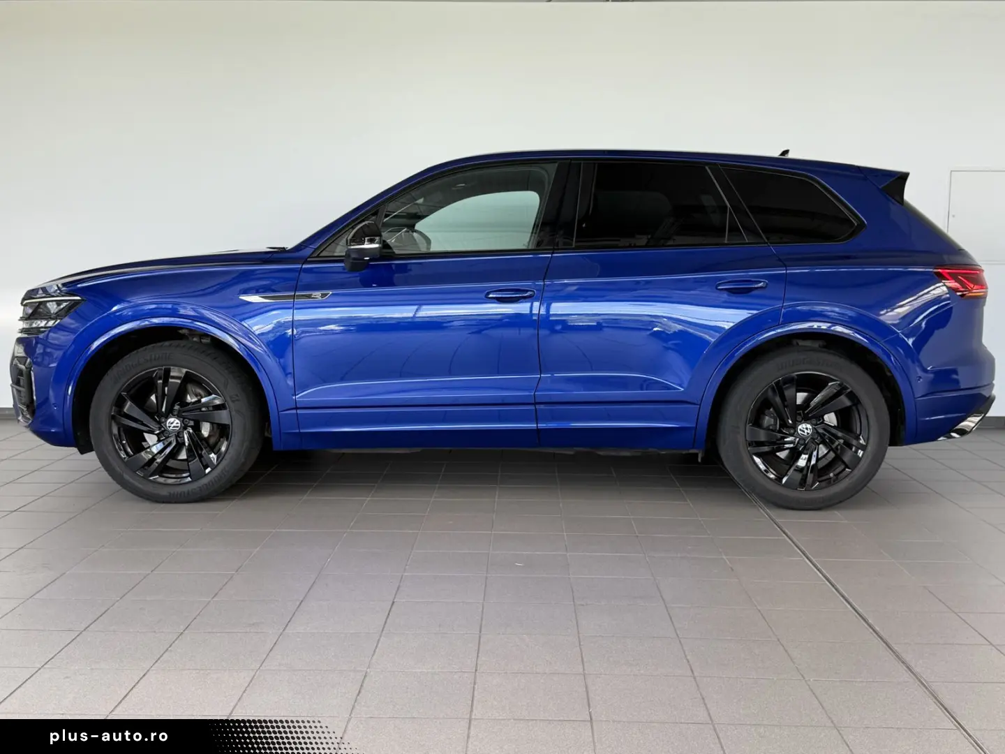 VW Touareg R-Line 4M  AIR  MATRIX  BLACK  DYN  STHZ