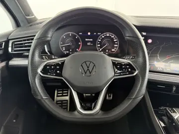 VW Touareg R-Line 4M  AIR  MATRIX  BLACK  DYN  STHZ