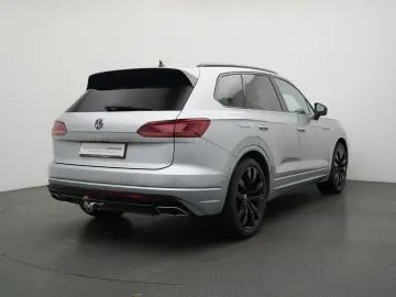 VW Touareg V6 R-Line STANDHZ PANO LUFT AHK LEDER