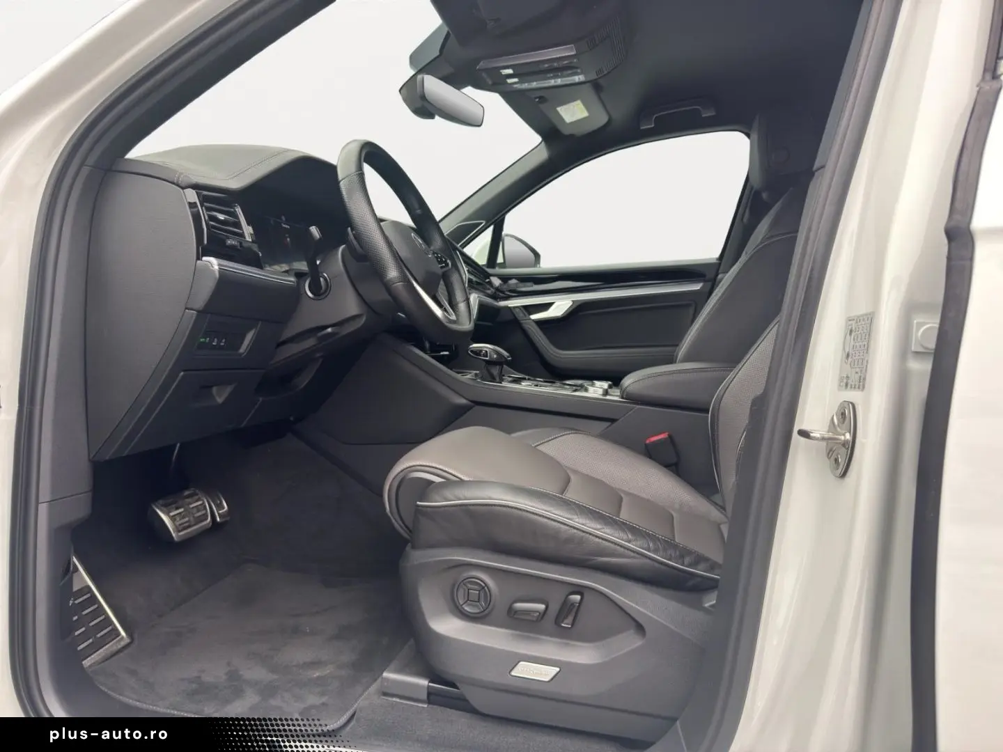 VW Touareg 3.0 V6 TDI R-Line 4Motion Alu LED Kamera