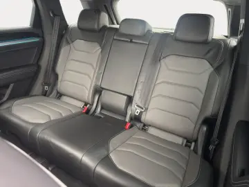 VW Touareg 3.0 V6 TDI R-Line 4Motion Alu LED Kamera