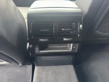 VW Touareg 3.0 V6 TDI R-Line 4Motion Alu LED Kamera