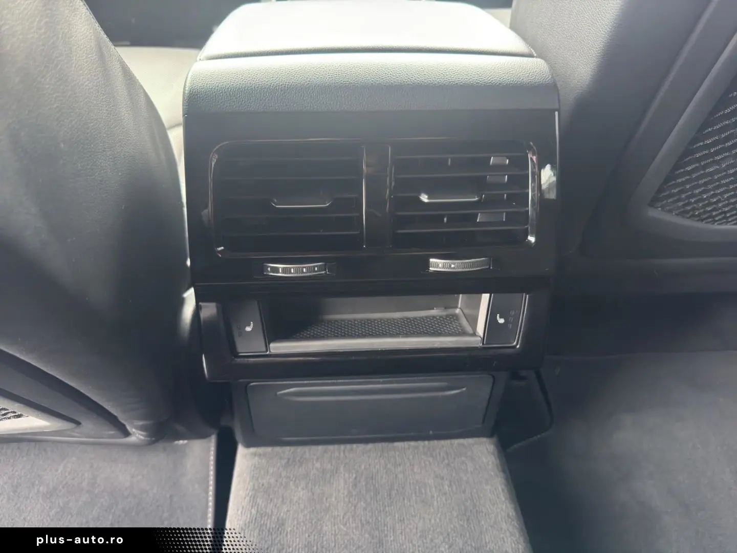 VW Touareg 3.0 V6 TDI R-Line 4Motion Alu LED Kamera