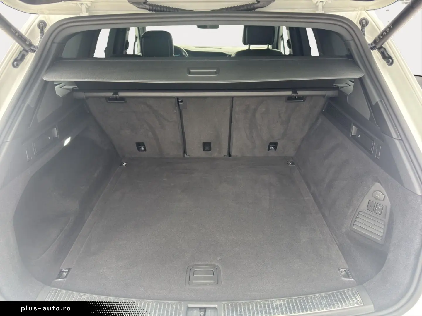 VW Touareg 3.0 V6 TDI R-Line 4Motion Alu LED Kamera