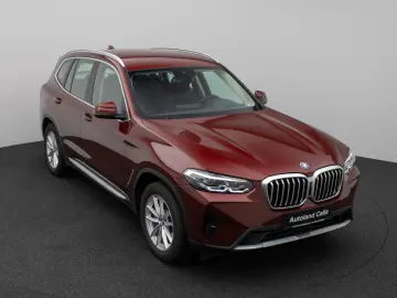 BMW X3 xD30e Kamera HUD DAB AHK Sport Komfort Leder