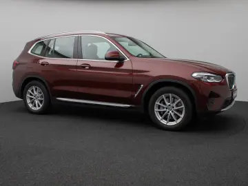 BMW X3 xD30e Kamera HUD DAB AHK Sport Komfort Leder