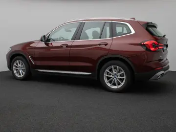 BMW X3 xD30e Kamera HUD DAB AHK Sport Komfort Leder