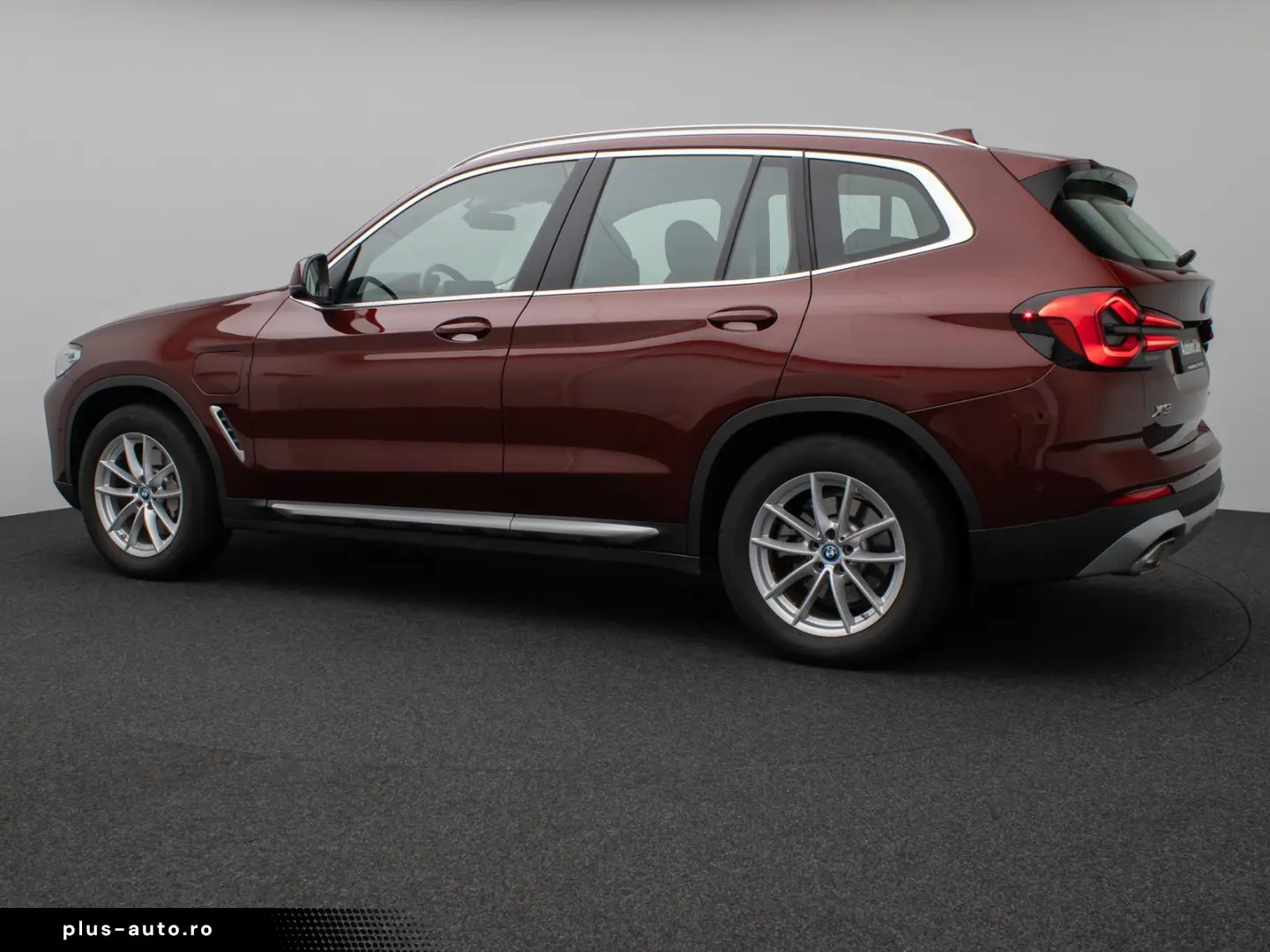 BMW X3 xD30e Kamera HUD DAB AHK Sport Komfort Leder