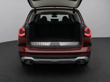 BMW X3 xD30e Kamera HUD DAB AHK Sport Komfort Leder