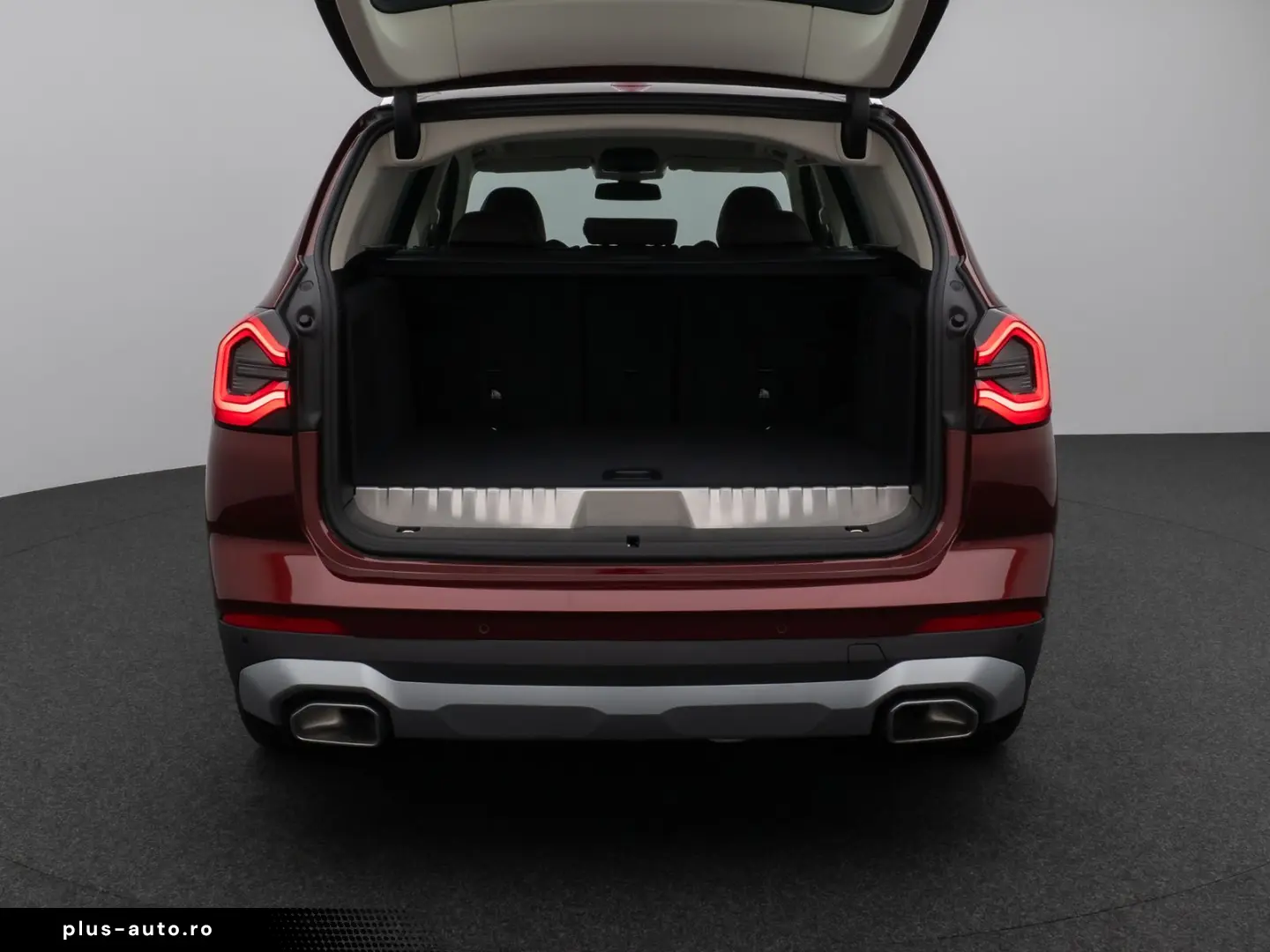 BMW X3 xD30e Kamera HUD DAB AHK Sport Komfort Leder