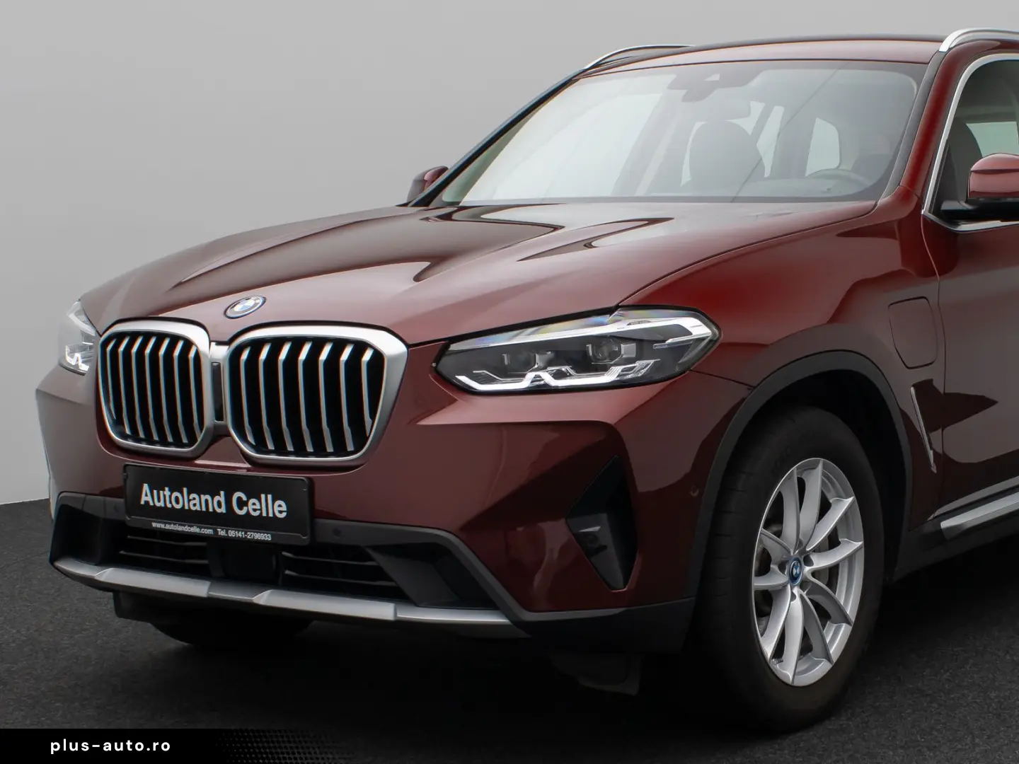 BMW X3 xD30e Kamera HUD DAB AHK Sport Komfort Leder