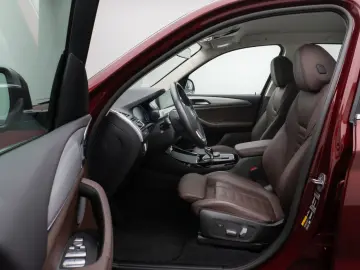 BMW X3 xD30e Kamera HUD DAB AHK Sport Komfort Leder