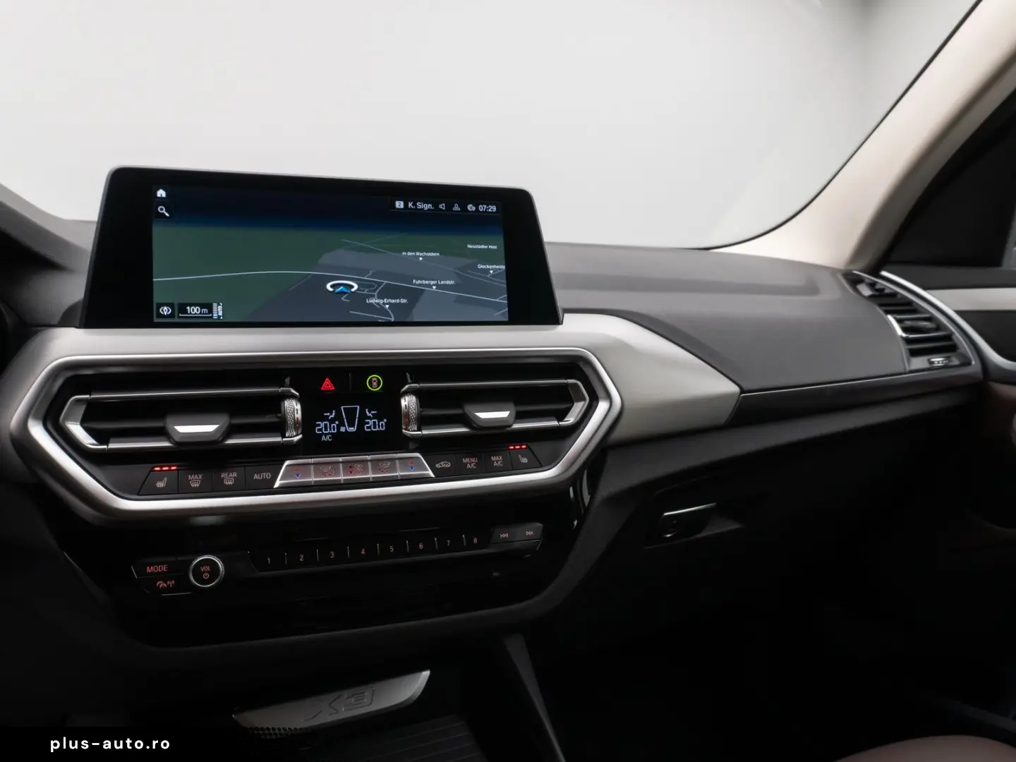 BMW X3 xD30e Kamera HUD DAB AHK Sport Komfort Leder