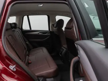 BMW X3 xD30e Kamera HUD DAB AHK Sport Komfort Leder