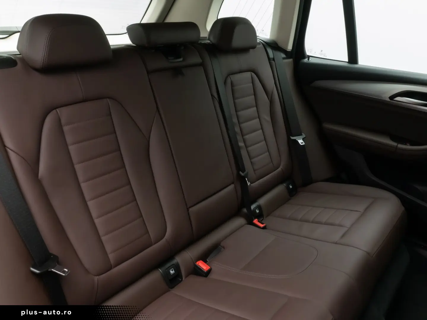 BMW X3 xD30e Kamera HUD DAB AHK Sport Komfort Leder