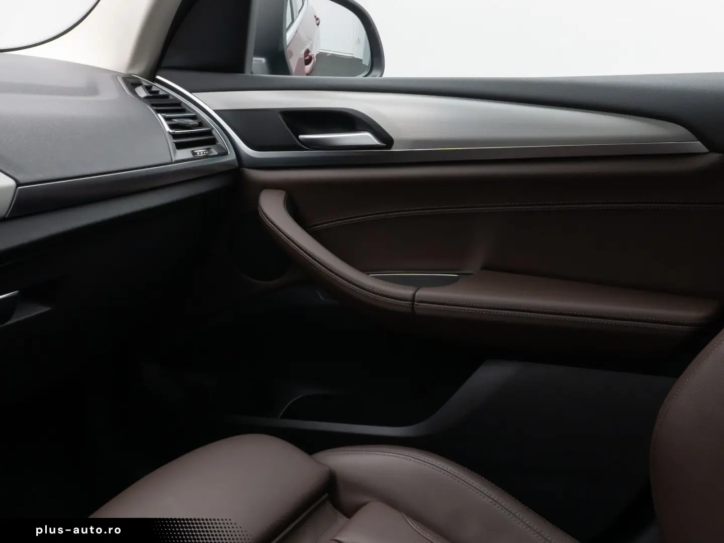 BMW X3 xD30e Kamera HUD DAB AHK Sport Komfort Leder