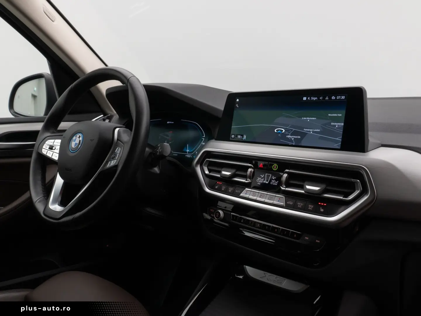BMW X3 xD30e Kamera HUD DAB AHK Sport Komfort Leder