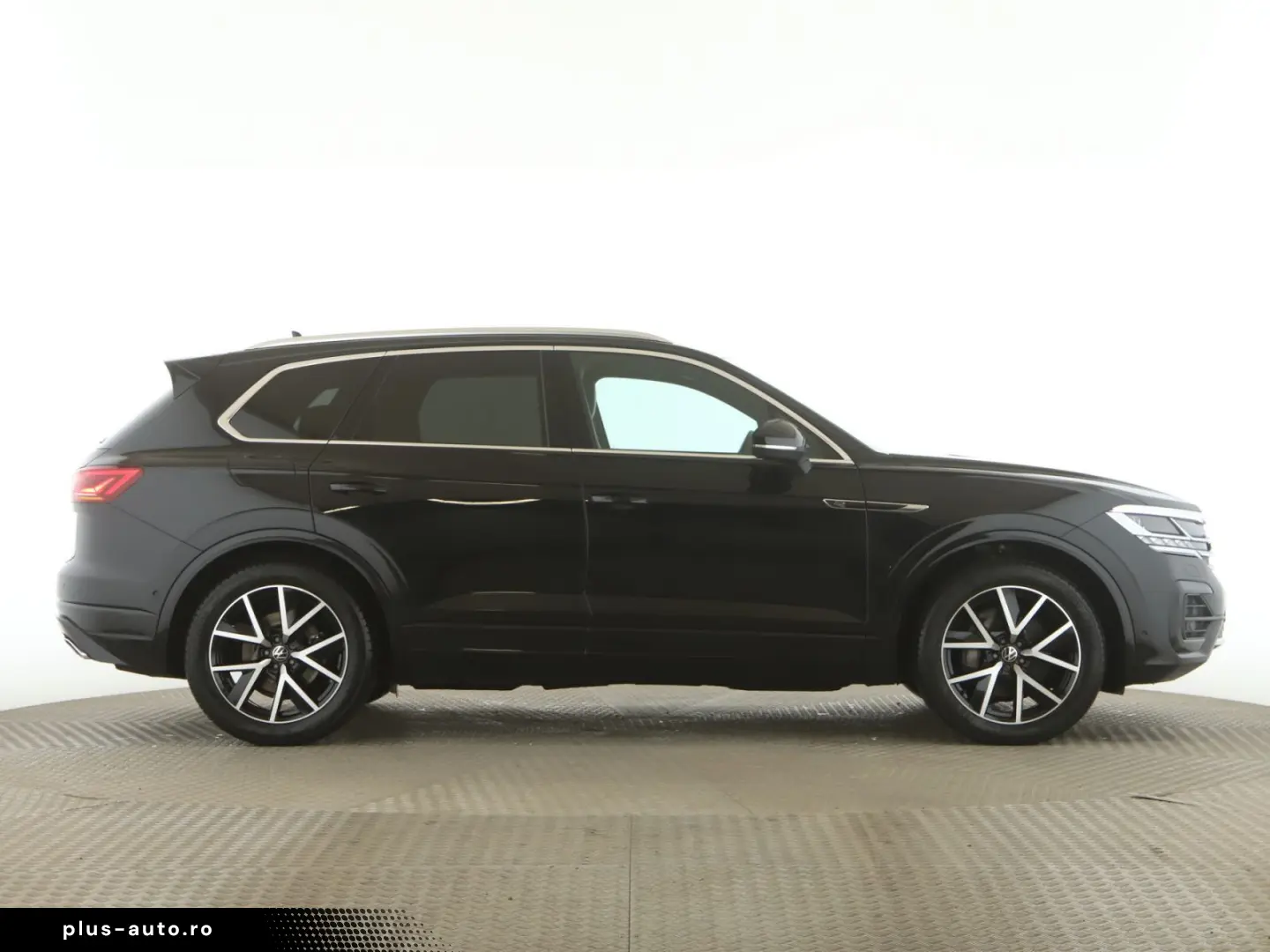 VW Touareg 3.0 TDI R-Line 4M AHK Matrix RFK StandH
