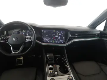 VW Touareg 3.0 TDI R-Line 4M AHK Matrix RFK StandH