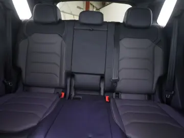 VW Touareg 3.0 TDI R-Line 4M AHK Matrix RFK StandH