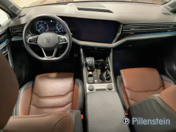 VW Touareg Atmosphere 3.0 TDI 4M. STANDH AHK LEDER