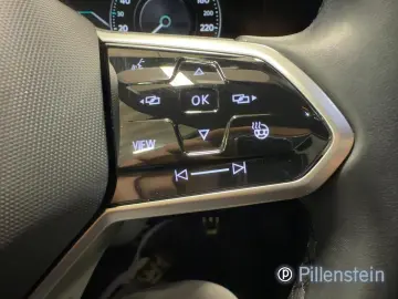 VW Touareg Atmosphere 3.0 TDI 4M. STANDH AHK LEDER