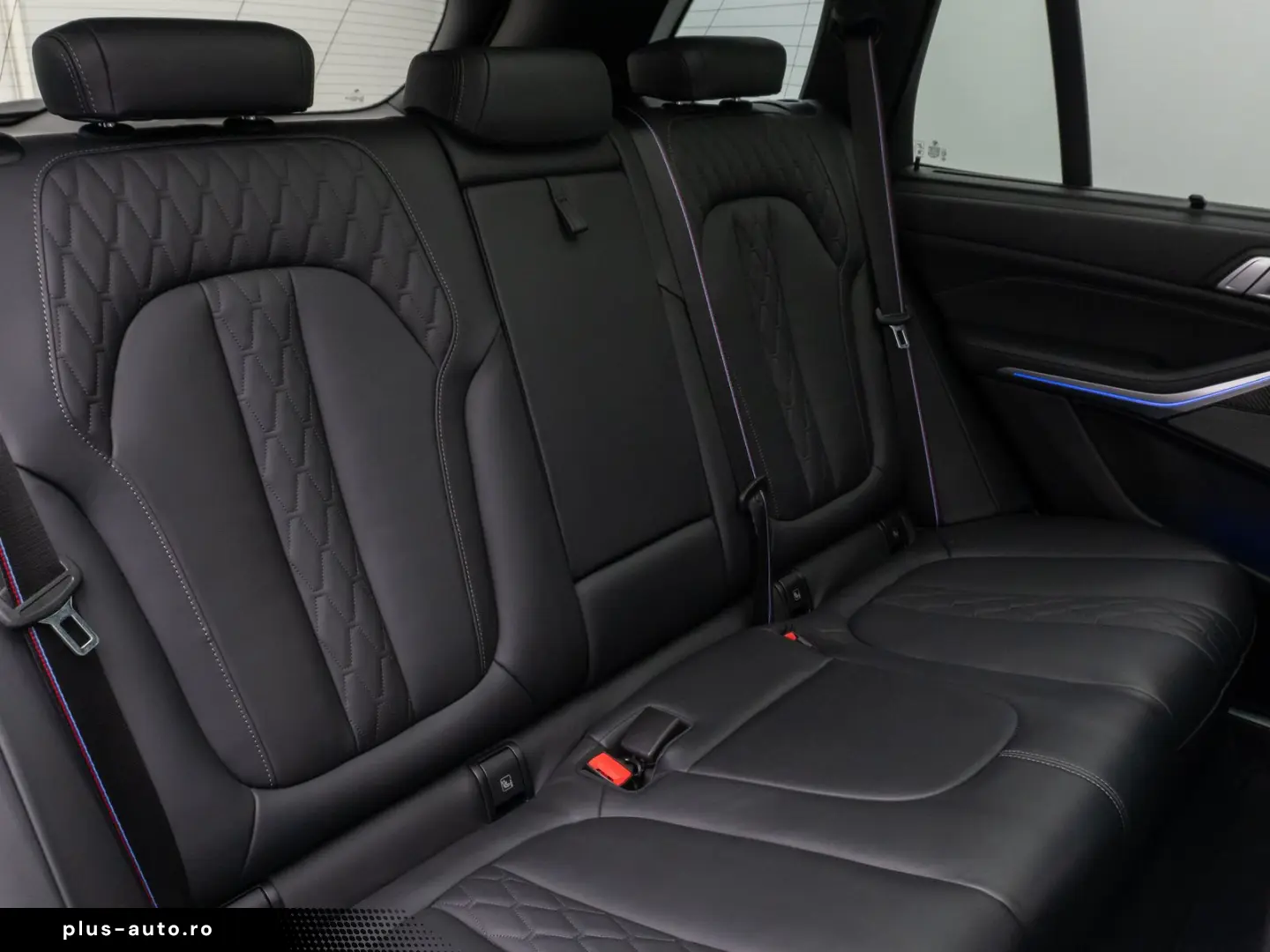 BMW X5 M60i 360  HUD H K SoftCl Panorama Sky Lounge