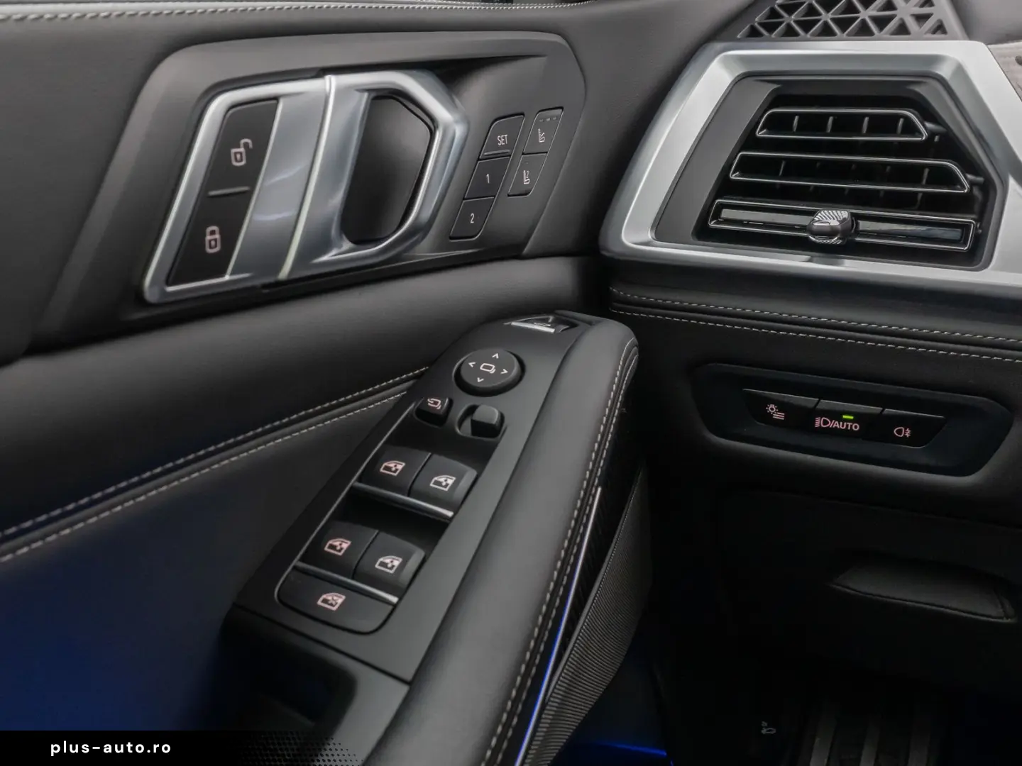 BMW X5 M60i 360  HUD H K SoftCl Panorama Sky Lounge