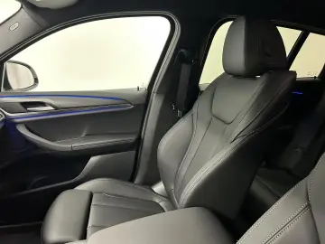 BMW X4 xDrive20i M Sportpaket DAB LED Shz Standheizu